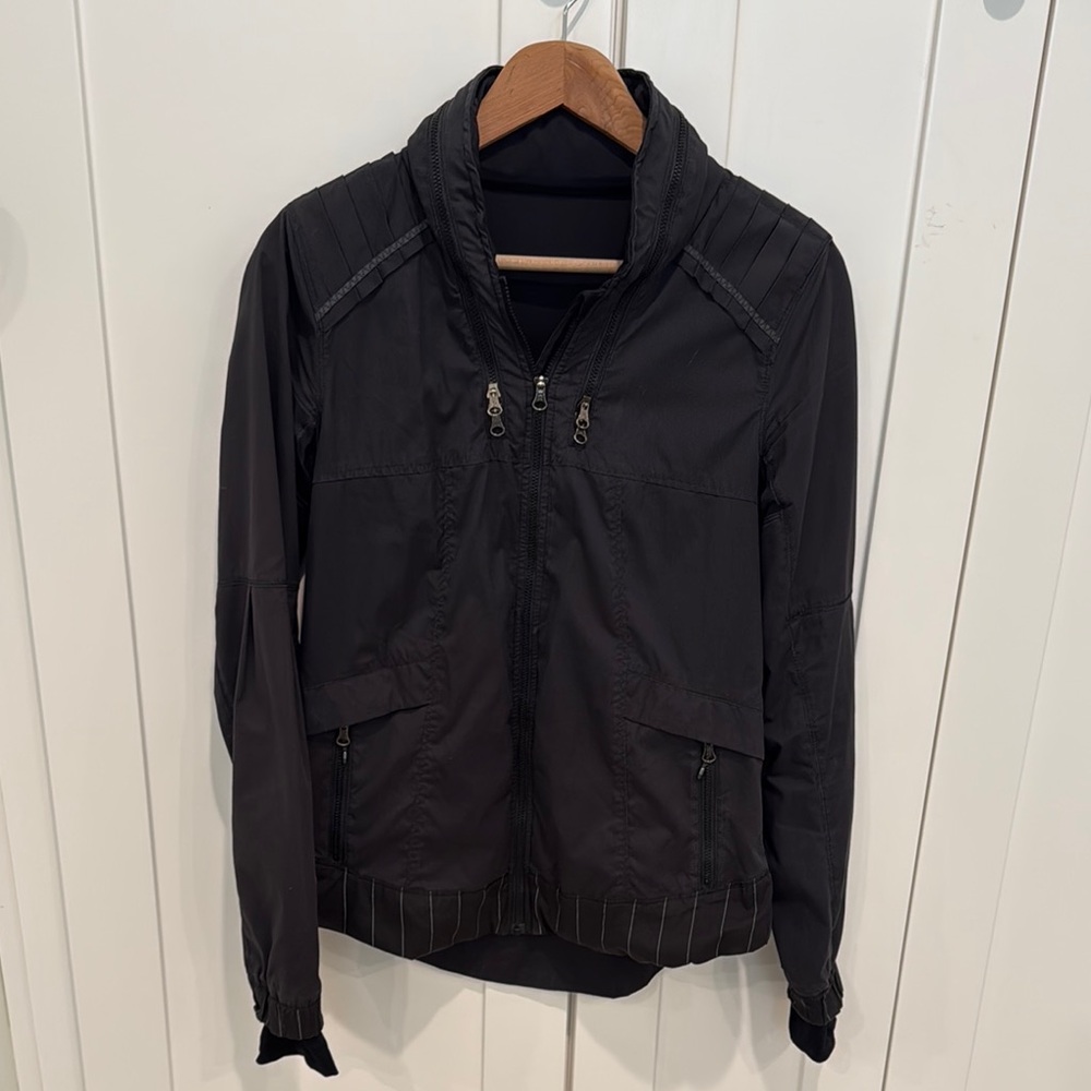 Black Lululemon Zip-Up Jacket